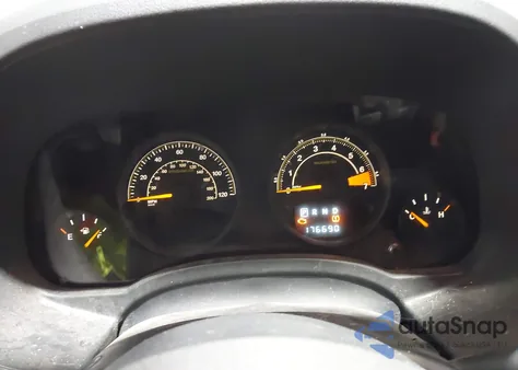 2015 Jeep Compass Sport z USA, uszkodzony, nr VIN 1C4NJDBB2FD317014